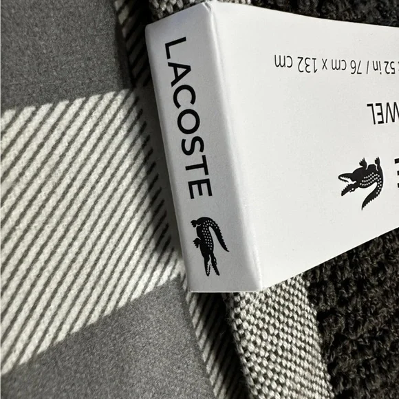 Lacoste Bath Towel 100% Cotton 30" x 52" Gray Big Crocodile Logo - Picture 8 of 8